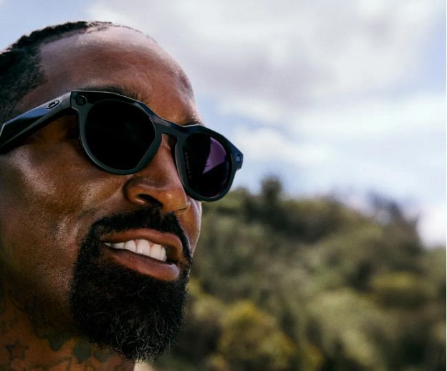 Смарт-очки Oakley Meta HSTN Black Lens color: Clear to Amethyst Transitions